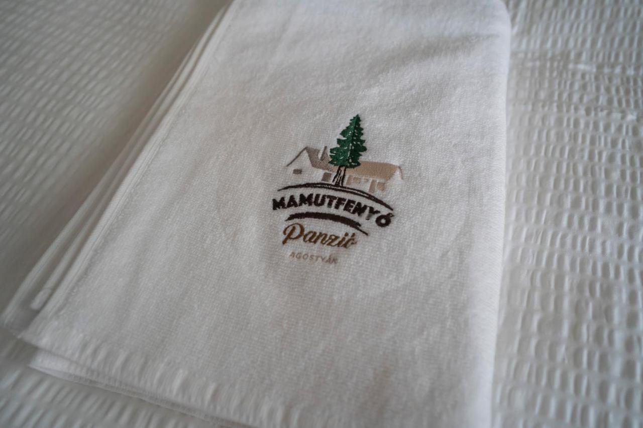 Bed and Breakfast Mamutfenyo Panzio Tata Esterno foto
